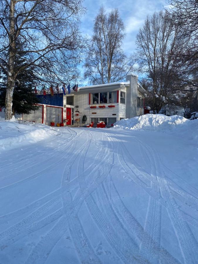 Alaska European Bed & Breakfast Анкоридж Экстерьер фото
