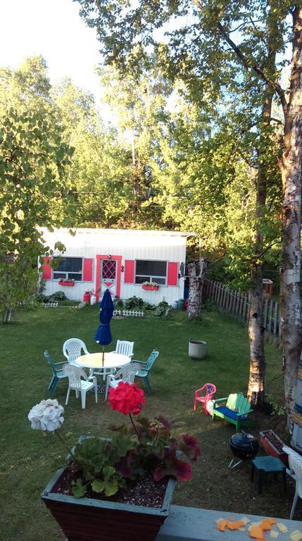 Alaska European Bed & Breakfast Анкоридж Экстерьер фото